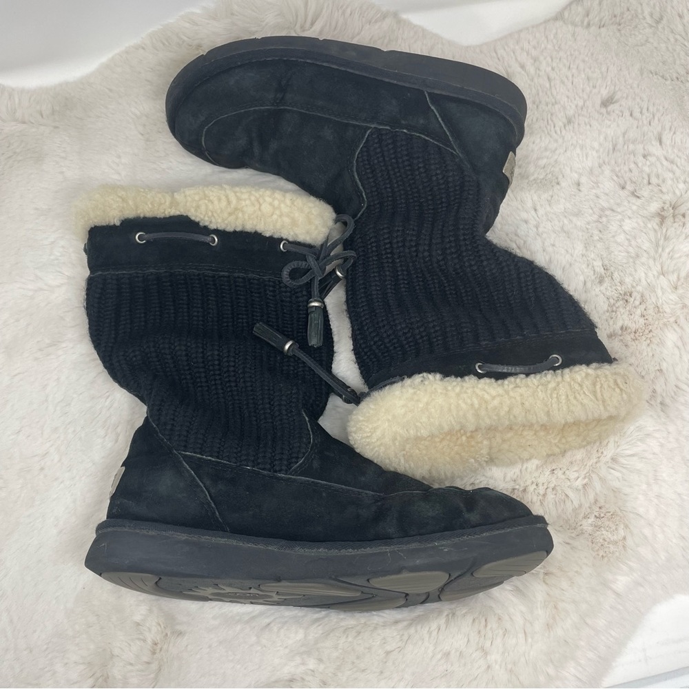 UGG Australia 5124 Suburb Black Suede Sweater Boots - Picture 5 of 12